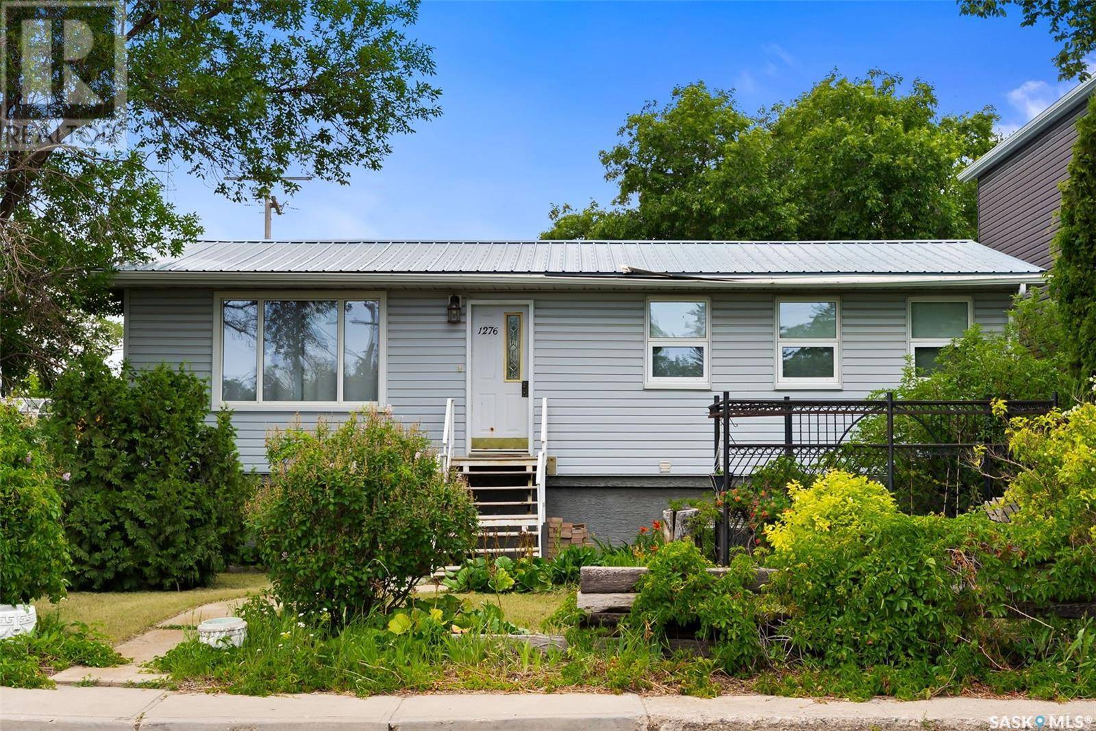 Regina, SK S4N3G1,A/B 1276 Elliott STREET