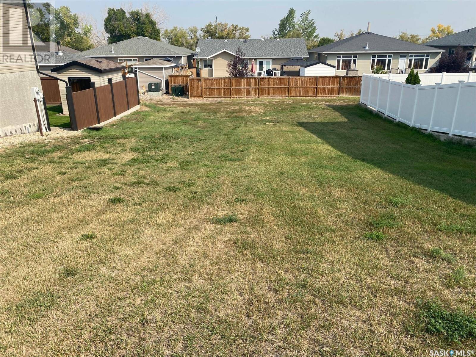 Moose Jaw, SK S6H4T3,222 Iroquois STREET E