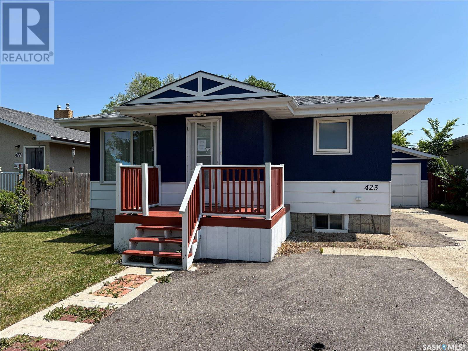 Regina, SK S4R4W7,423 York STREET