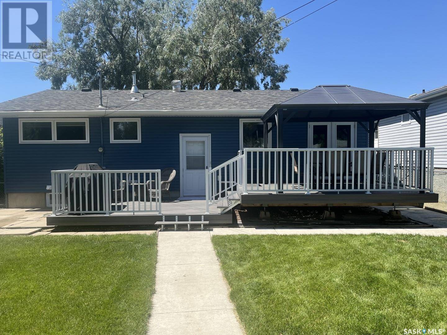 Saskatoon, SK S7M0P3,2117 Ste Cecilia AVENUE