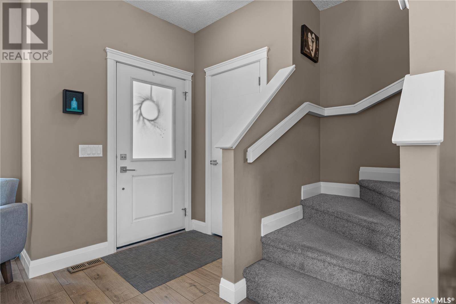 Regina, SK S4V3M5,5301 Green Silverberry DRIVE E