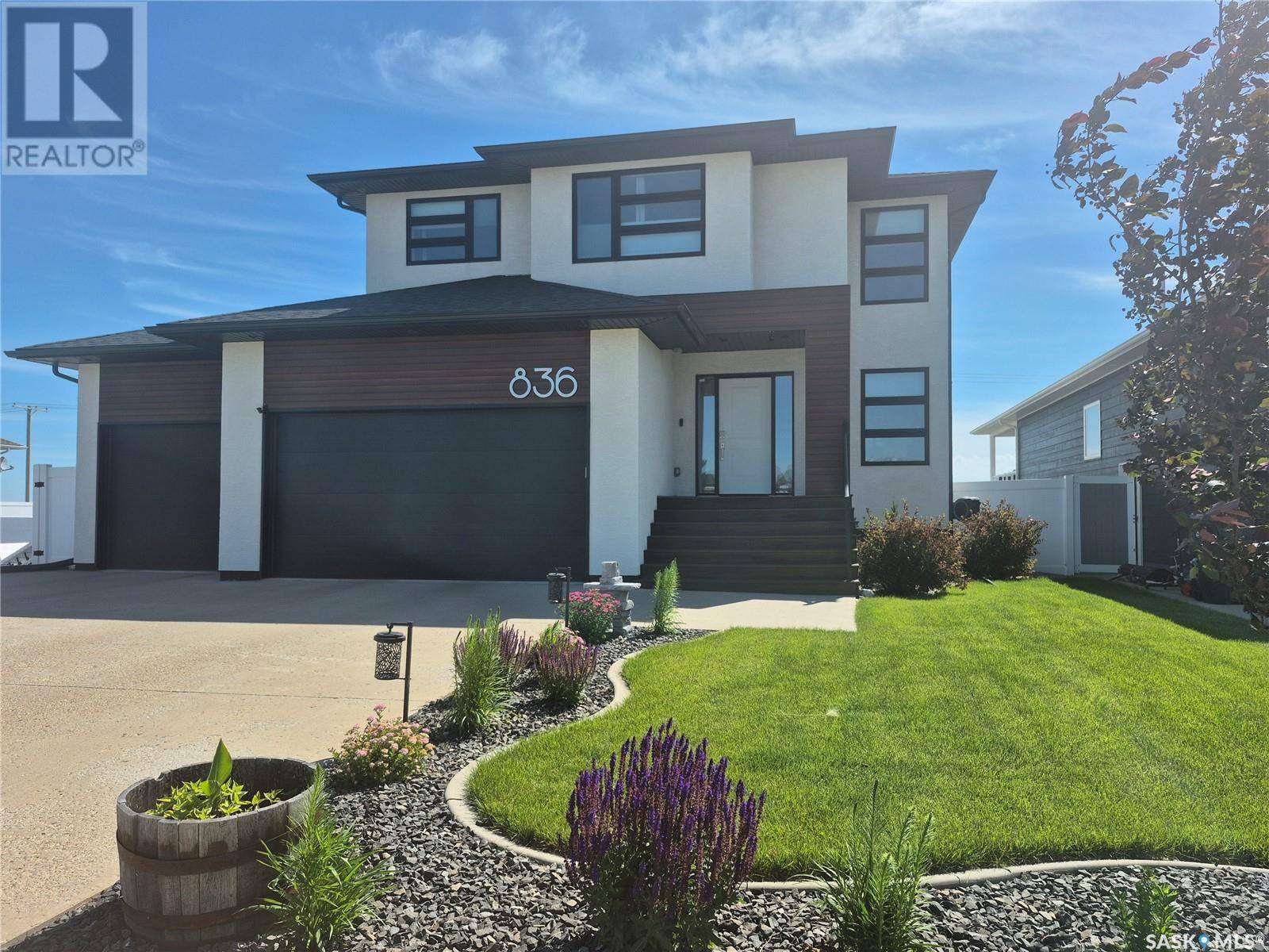 836 McTaggart DRIVE, Weyburn, SK S4H3M6