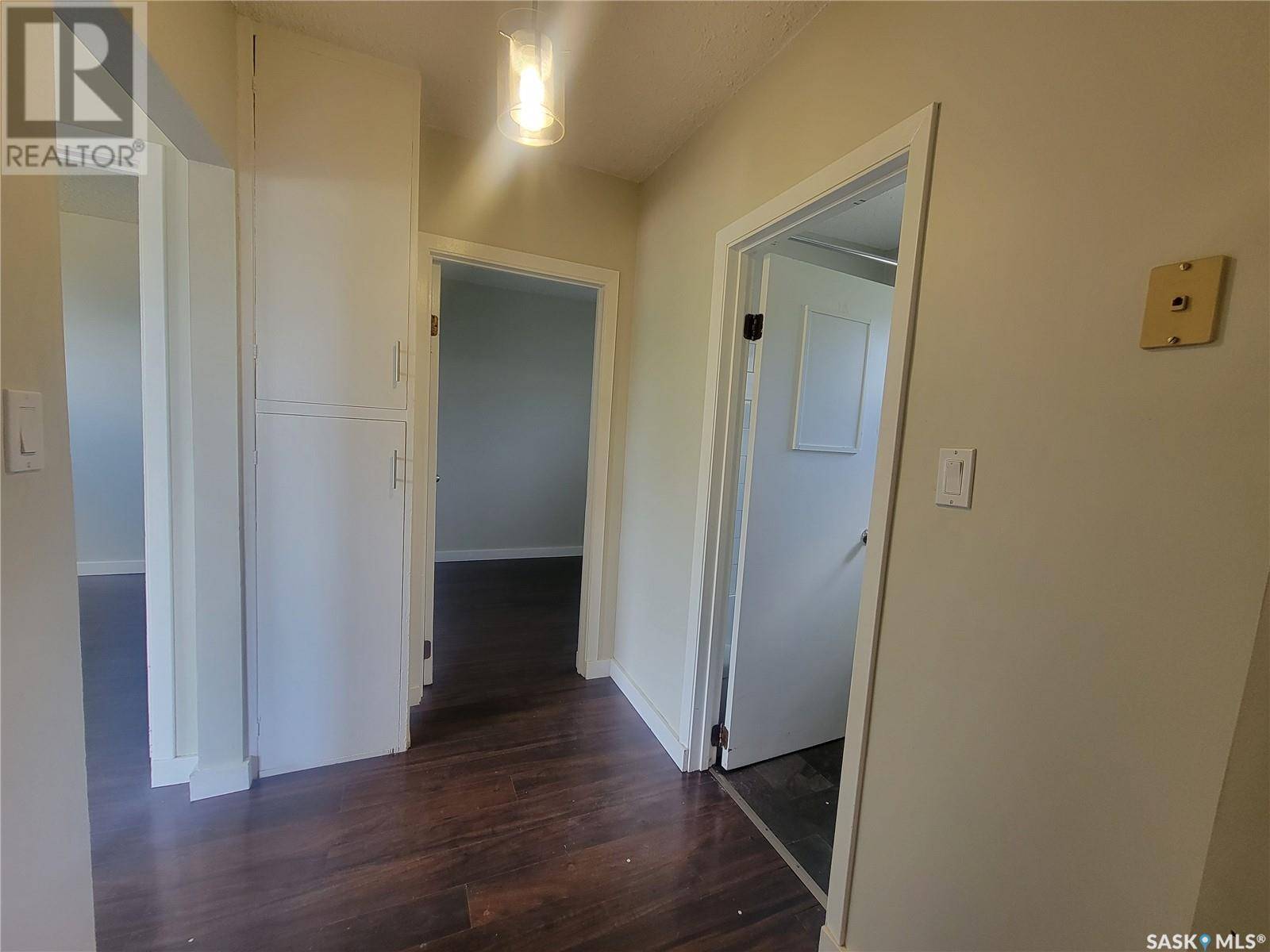 North Battleford, SK S9A2C9,862 109th STREET