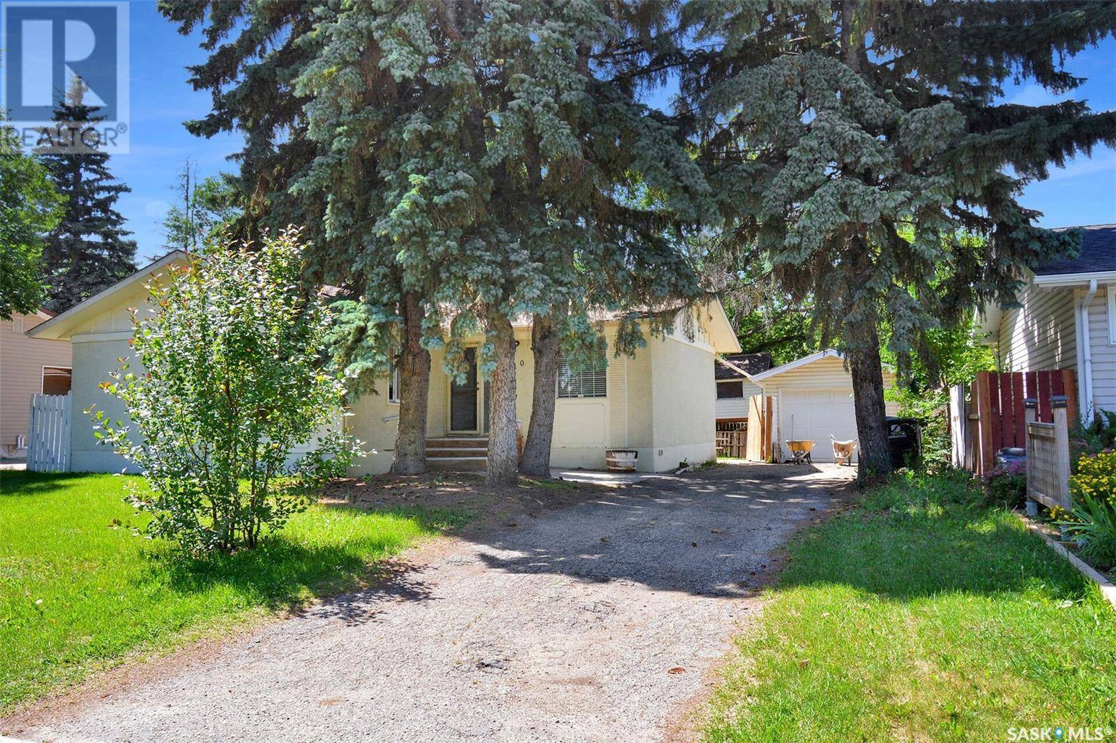 Saskatoon, SK S7H4B9,110 Spinks DRIVE