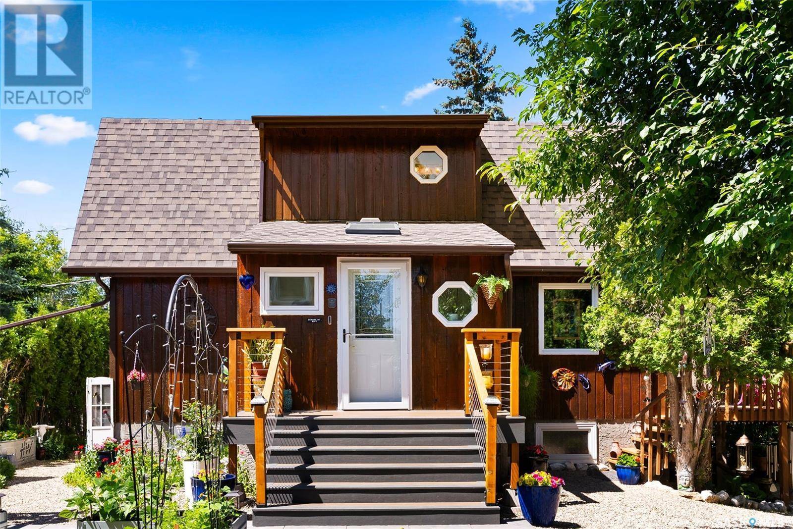 518 9th STREET E, Regina Beach, SK S0G4C0