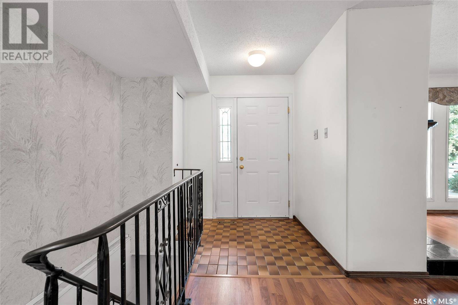 Saskatoon, SK S7M4H1,118 Galbraith CRESCENT