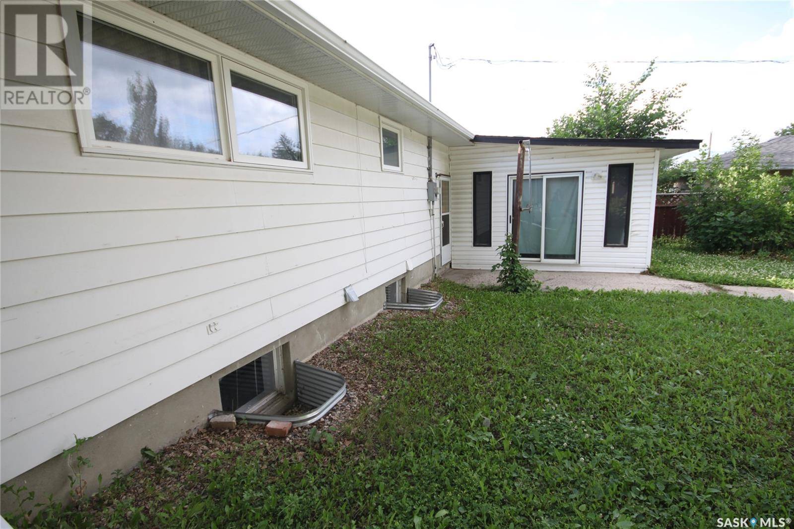 Regina, SK S4R3B3,151 SMITH STREET N