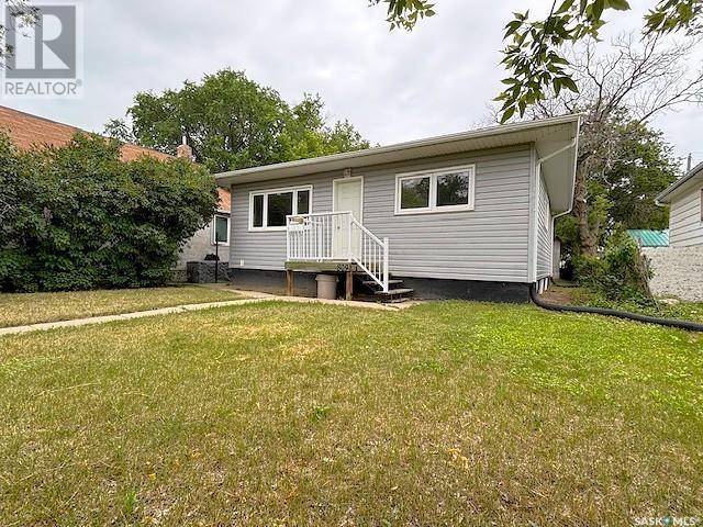 Moose Jaw, SK S6H1L9,809 Cartier AVENUE