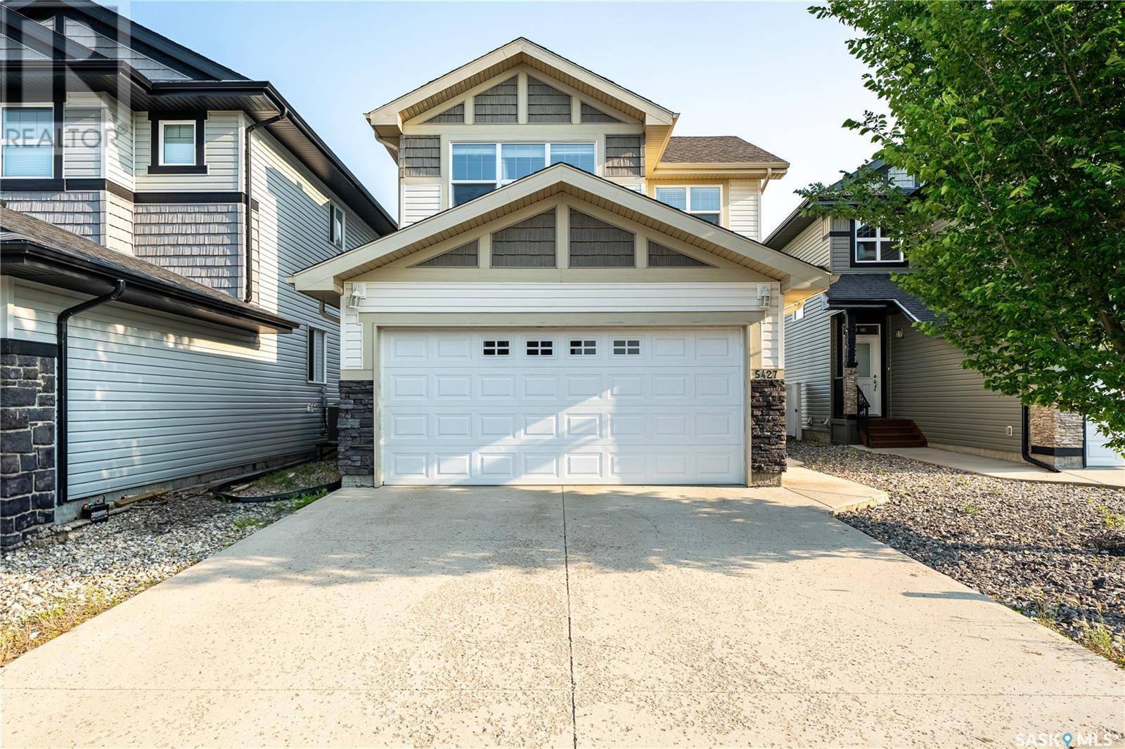 5427 Universal CRESCENT, Regina, SK S4W0K8