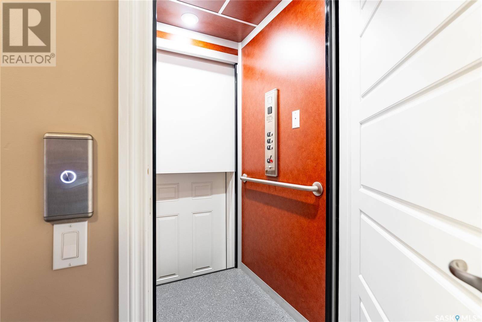 Saskatoon, SK S7W0P2,743 Kloppenburg COURT