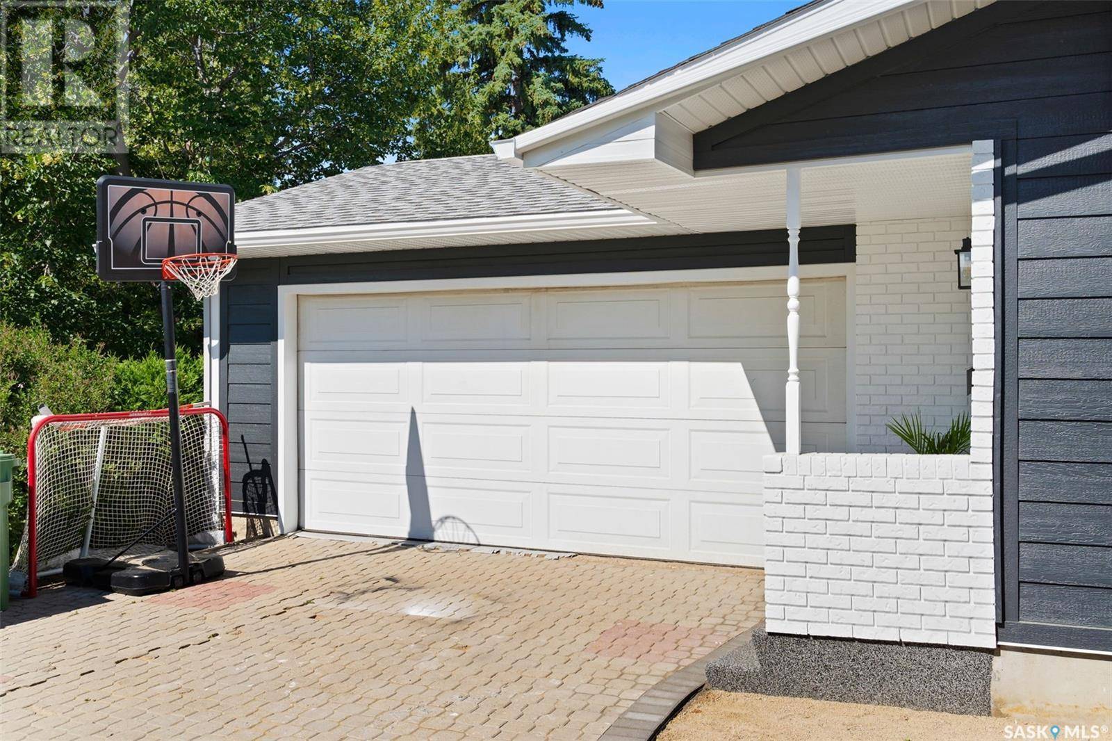 Regina, SK S4S2X8,208 Habkirk DRIVE