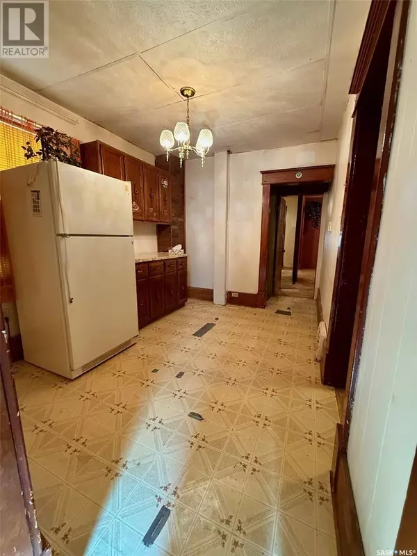 Regina, SK S4P1N6,2340 Toronto STREET