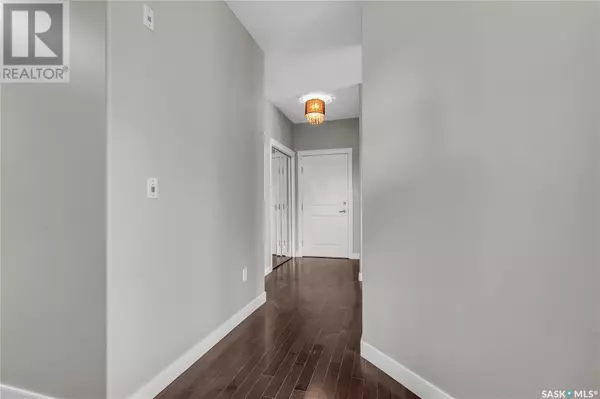 Saskatoon, SK S7T0C8,209 405 Cartwright STREET