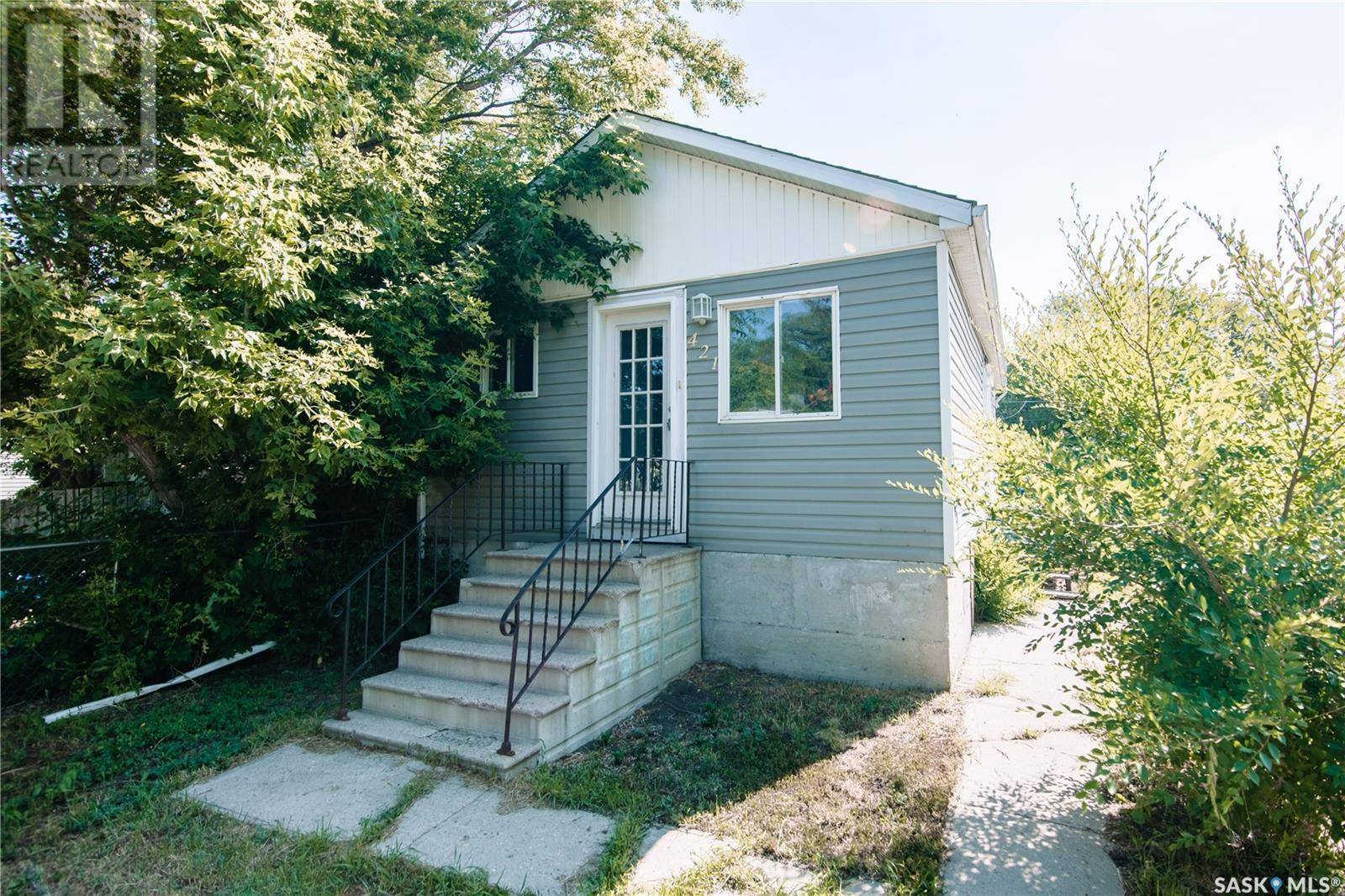 Regina, SK S4R4W6,421 Alexandra STREET