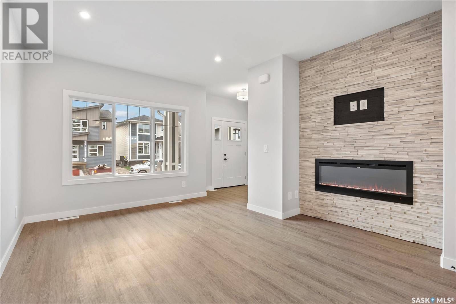 Regina, SK S4N7K9,3160 Green Turtle ROAD