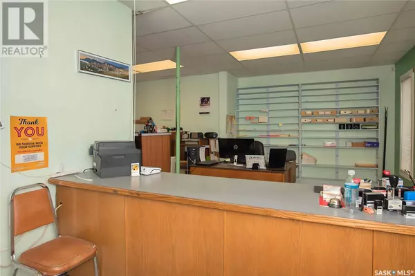 Regina, SK S4R2H5,1358 cornwall STREET