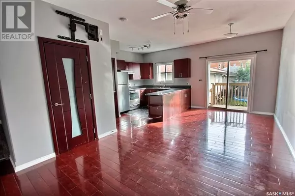 Prince Albert, SK S6V0Y8,201 10th STREET E