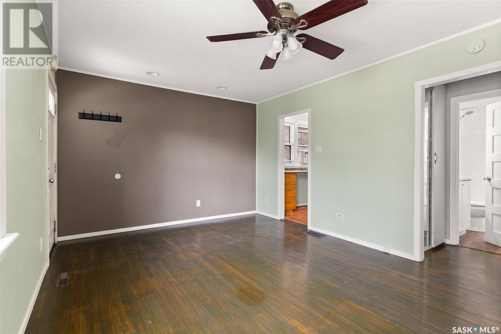 Regina, SK S4T4L4,1330 Pasqua STREET