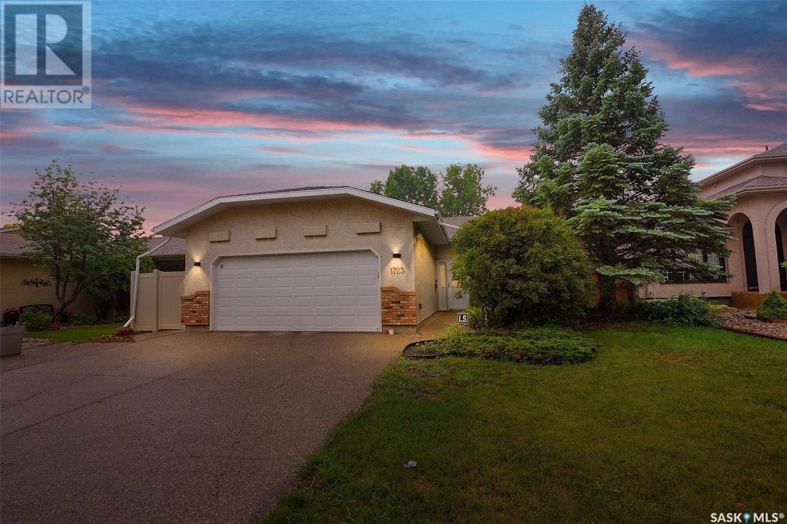 1723 Laurier CRESCENT E, Regina, SK S4V2R9