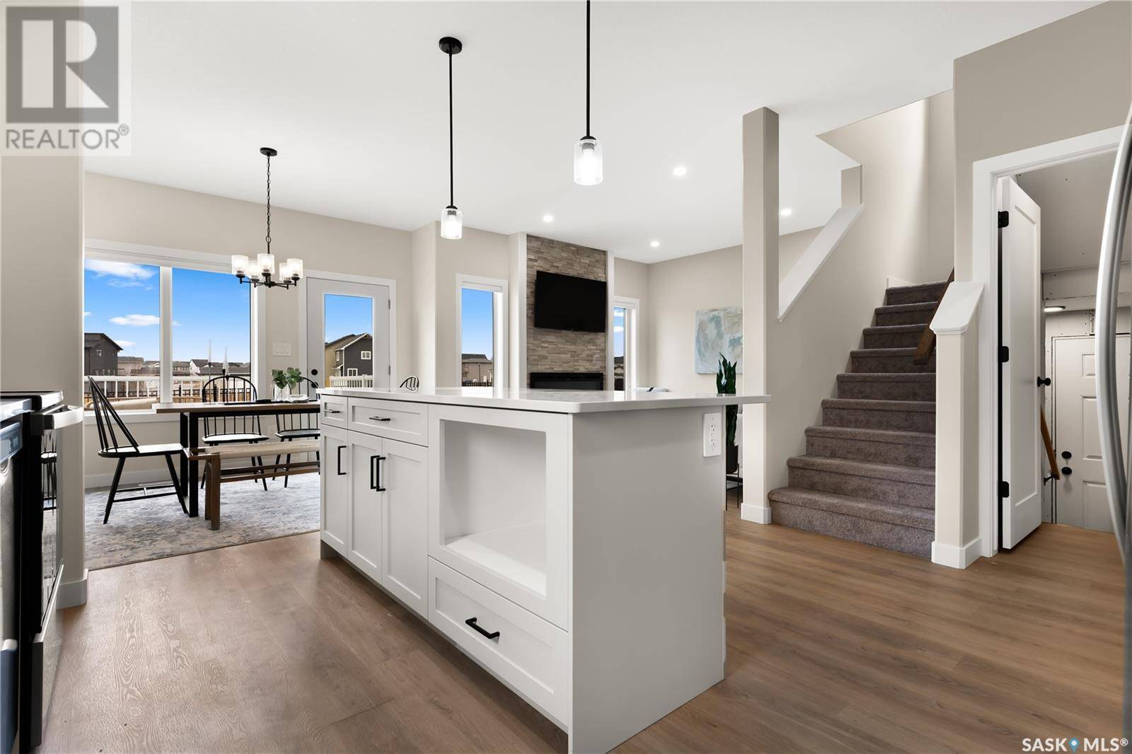 Regina, SK S4V4B6,3208 Favel DRIVE