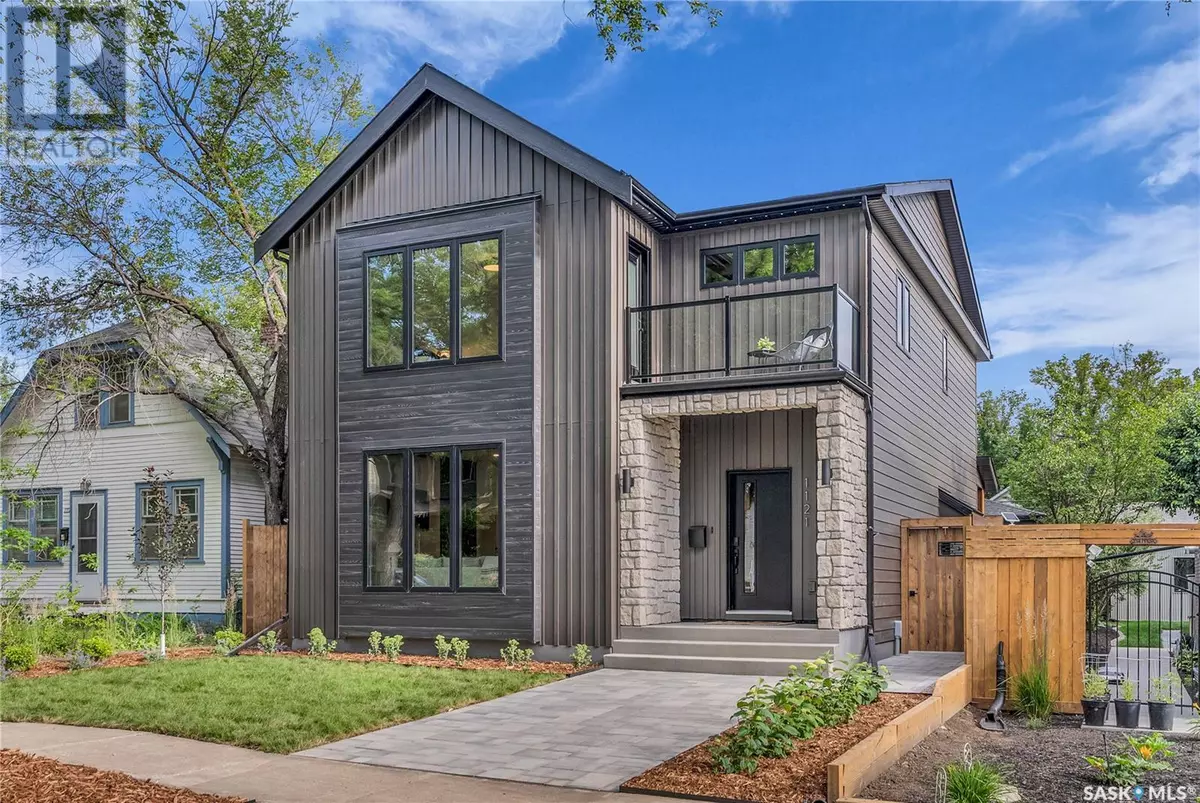 Saskatoon, SK S7H0C1,1121 13th STREET E