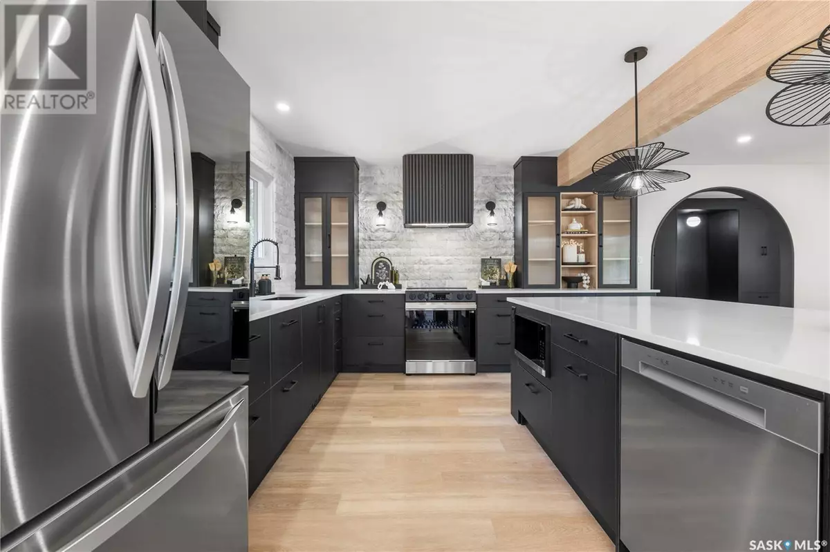 Regina, SK S4S3V5,53 Langley STREET