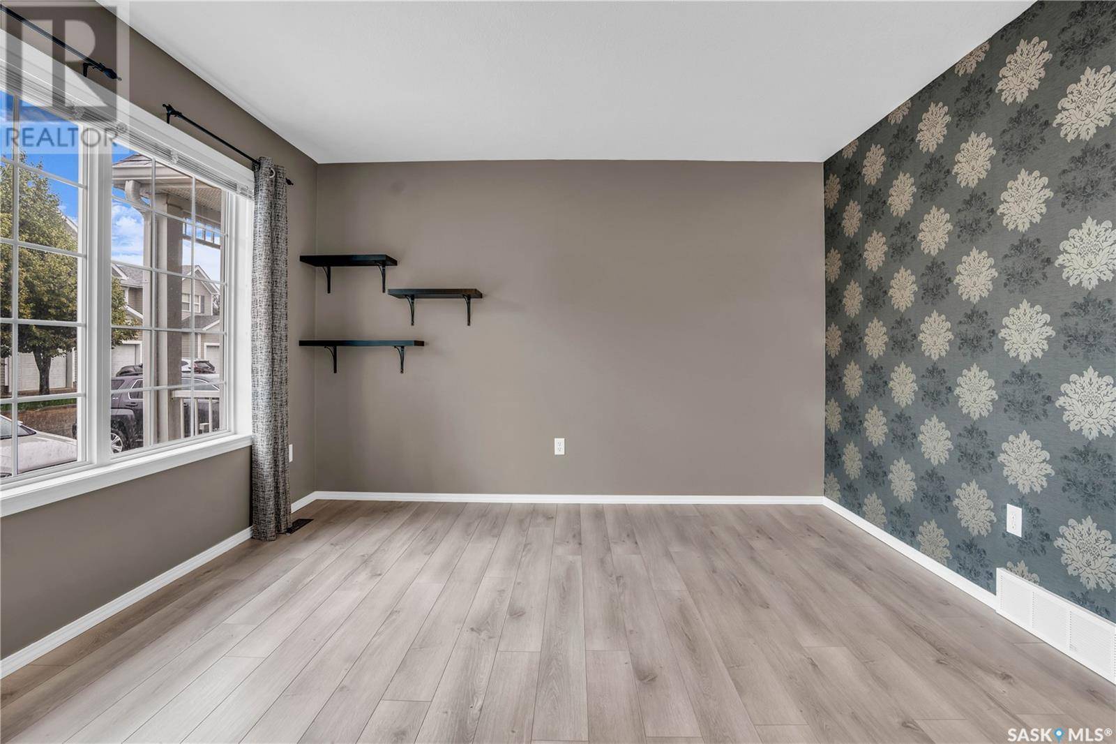 Regina, SK S4X4S5,4658 Marigold DRIVE