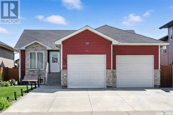 742 Hargreaves CRESCENT, Saskatoon, SK S7R0H2