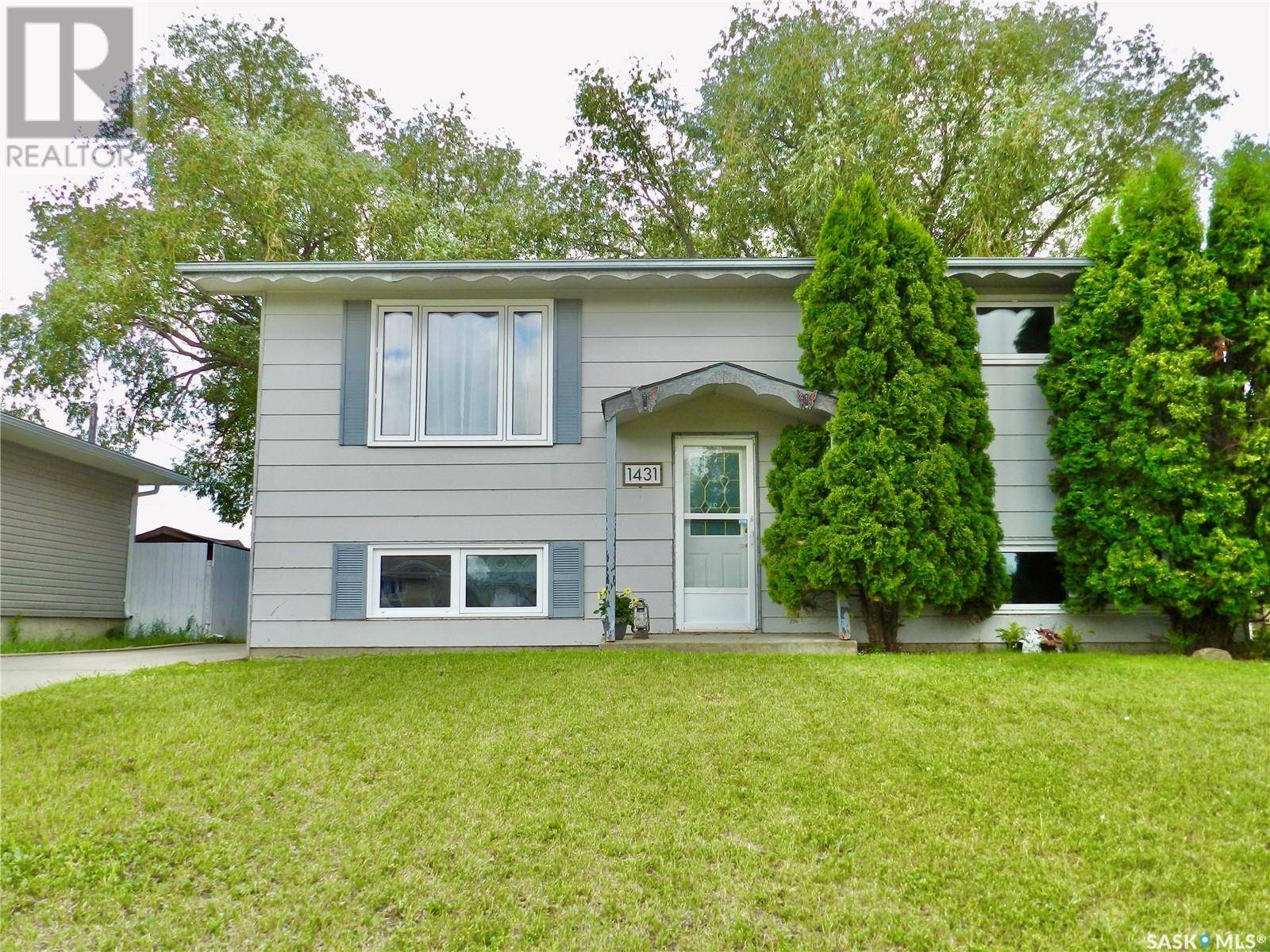 1431 Smith STREET, Moose Jaw, SK S6H6W6