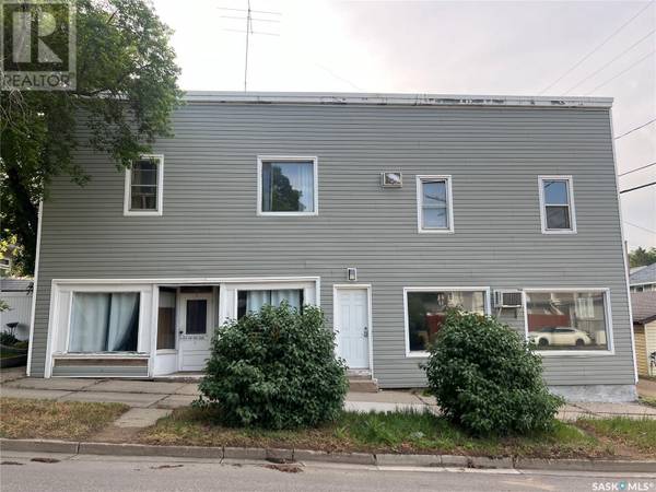 1019 1ST AVENUE NW, Moose Jaw, SK S6H3N1