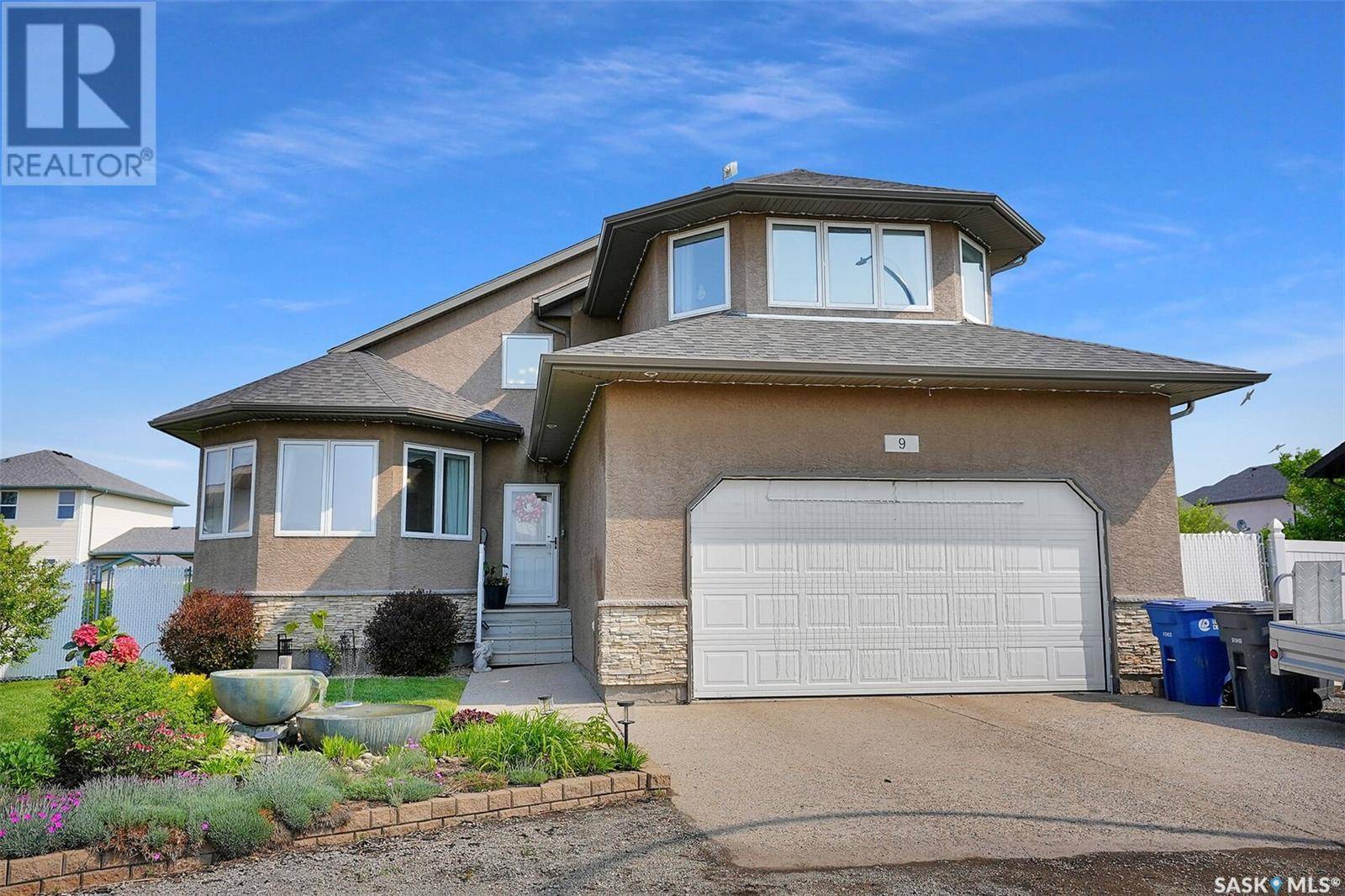 Grand Coulee, SK S4M0A3,9 Brayden BAY
