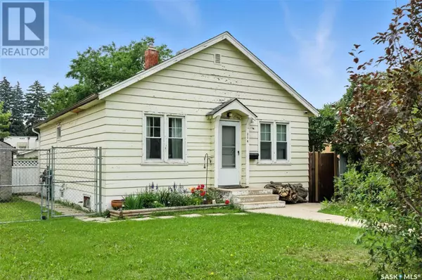 Saskatoon, SK S7L2P4,214 L AVENUE N