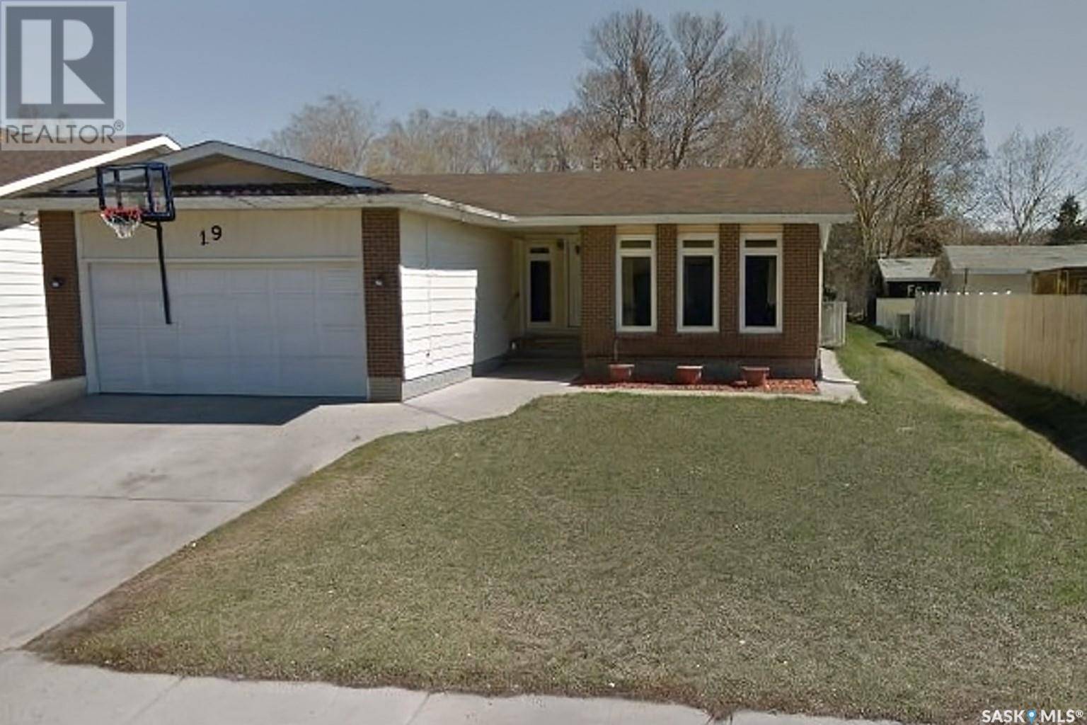 19 Lawson STREET, Regina, SK S4R3P6