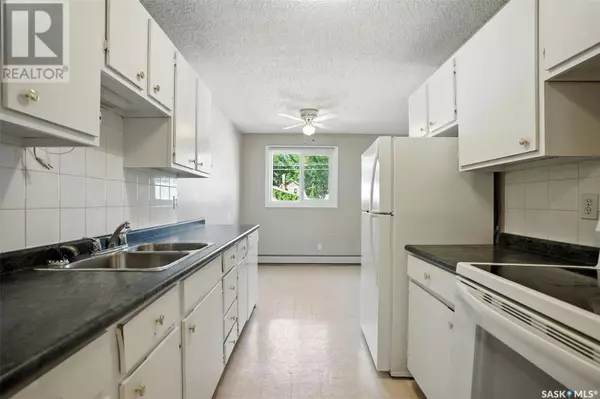 Saskatoon, SK S7H0H2,11 719 10th STREET E
