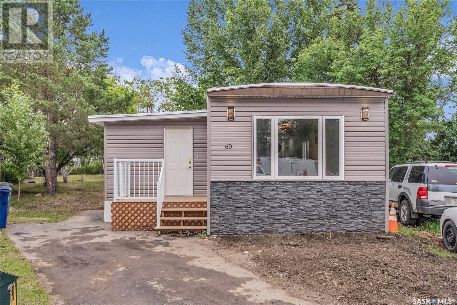 60 1035 Boychuk DRIVE, Saskatoon, SK S7H5B2