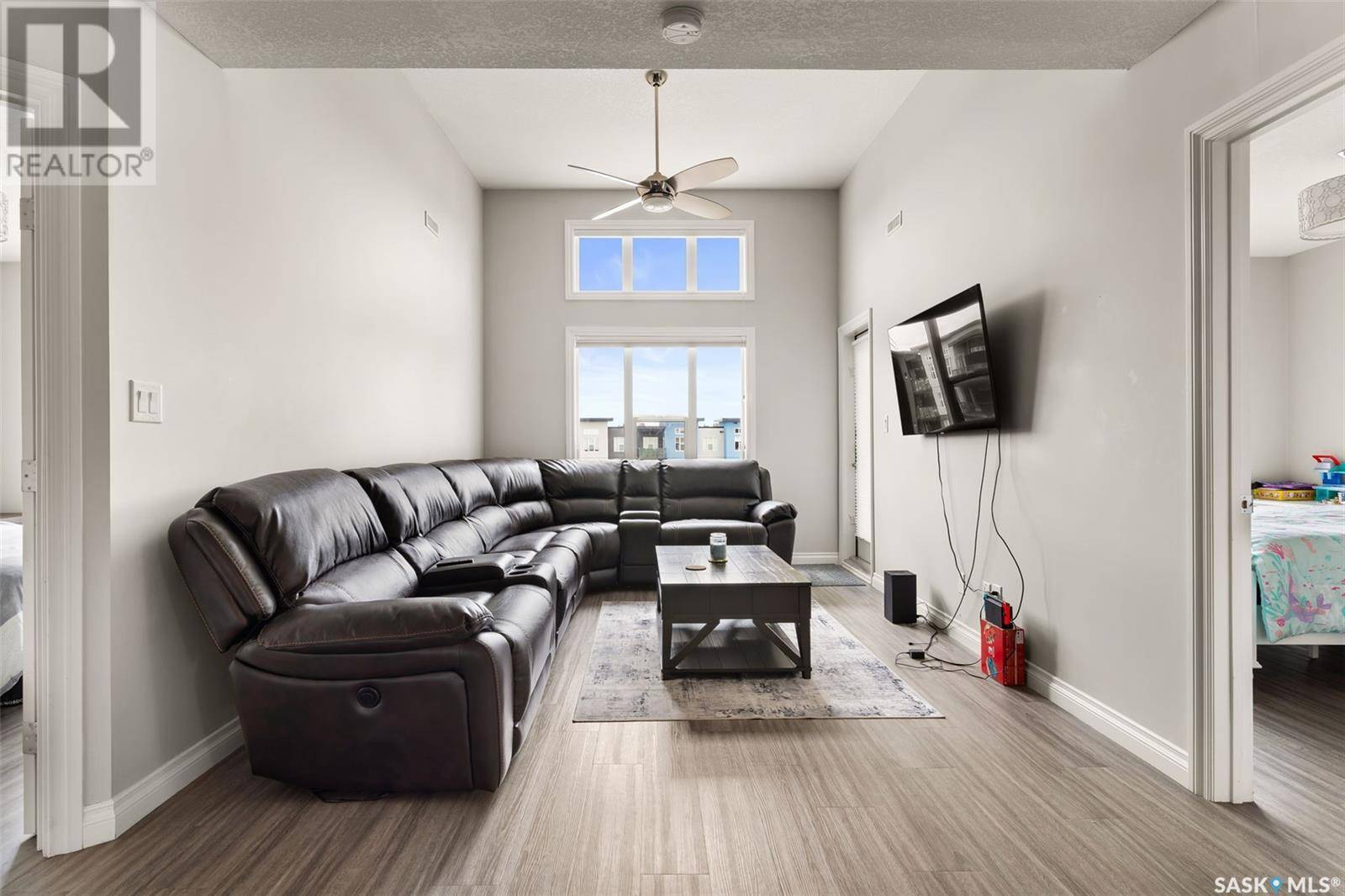 Regina, SK S4W0L1,425 5303 Universal CRESCENT