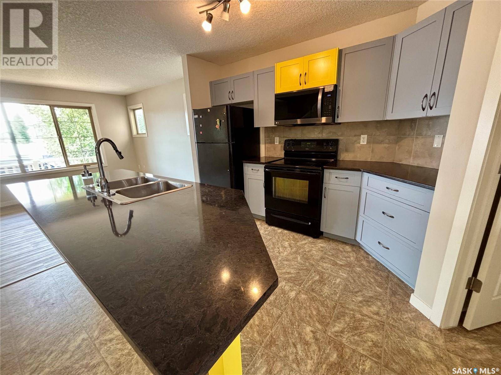 Regina, SK S4W0J9,5114 Mitchinson WAY