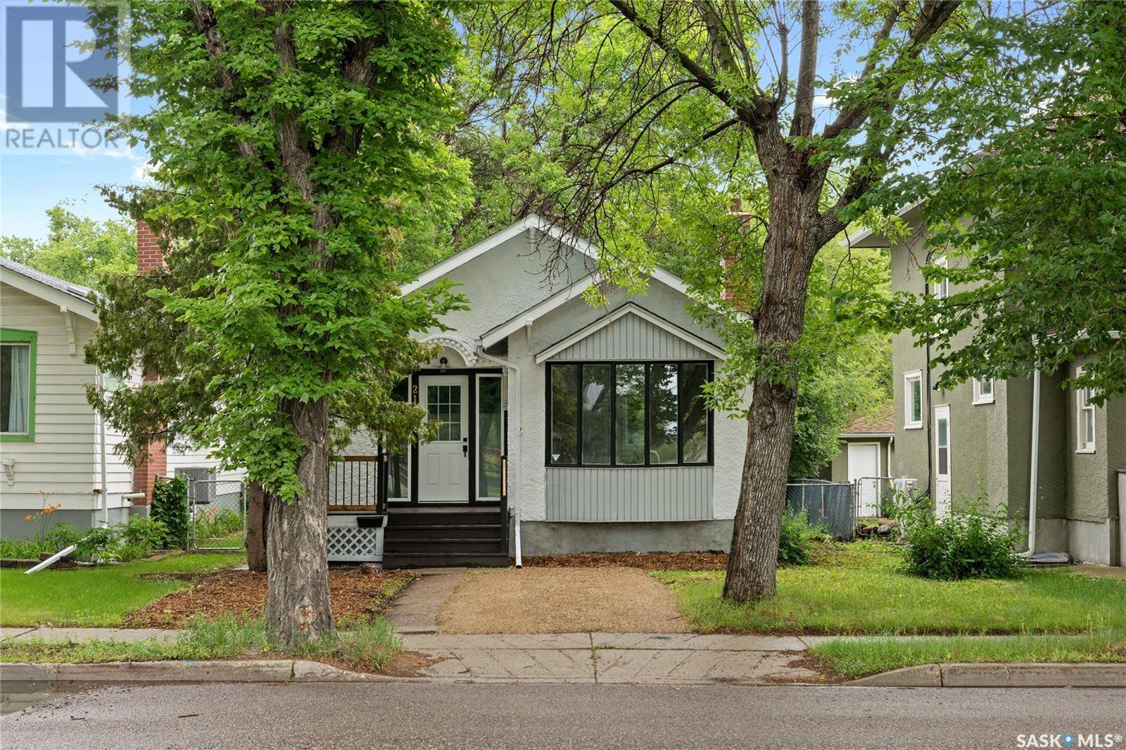 2149 Elphinstone STREET, Regina, SK S4T3N7