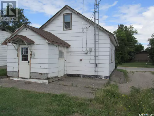 Nipawin, SK S0E1E0,710 9th AVENUE W