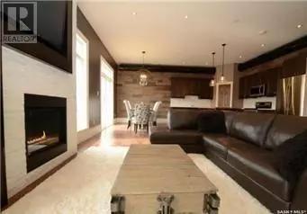 Moose Jaw, SK S6H2W8,936 Montgomery STREET