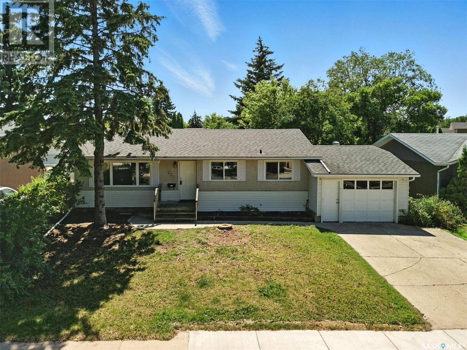 Saskatoon, SK S7H3P1,229 Carleton DRIVE