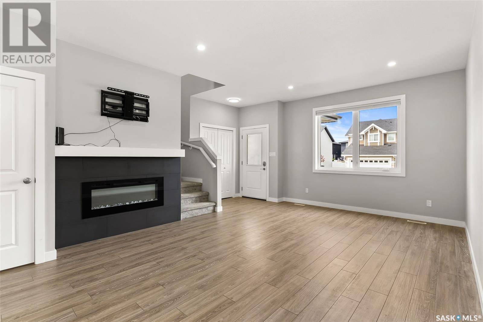 Regina, SK S4V3R2,3249 Valley Green ROAD