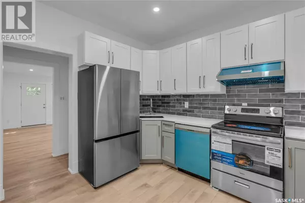 Saskatoon, SK S7M2R5,120 O AVENUE S