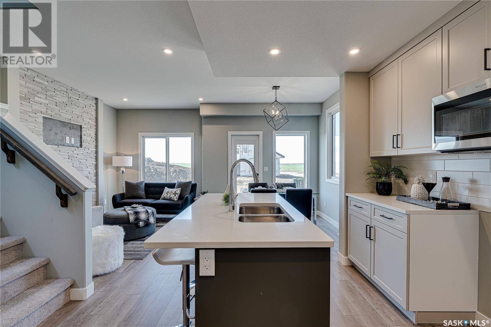 Saskatoon, SK S7V1W2,458 Doran CRESCENT