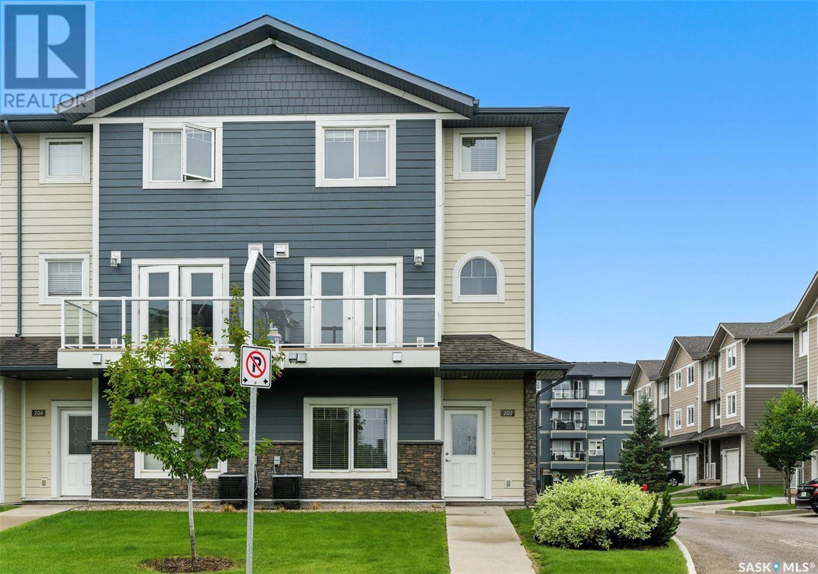 202 212 Willis CRESCENT, Saskatoon, SK S7T0R7