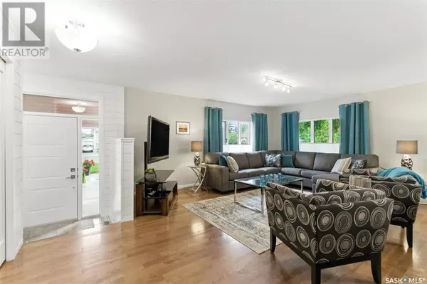 Saskatoon, SK S7K6X3,519 Silverwood ROAD