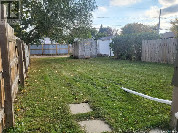 Estevan, SK S4A1S4,714 EDWARD PLACE