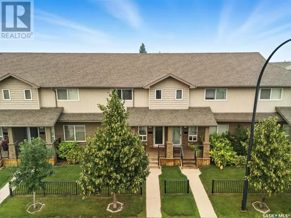 Saskatoon, SK S7W0E5,380 Willowgrove LANE