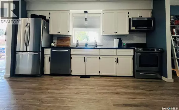 Swift Current, SK S9H2L9,103 6th AVENUE NE