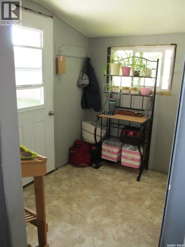 Nipawin, SK S0E1E0,304 1st STREET W